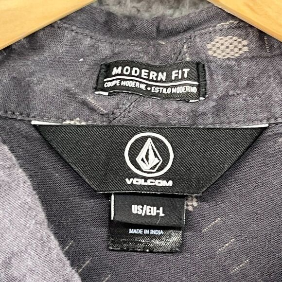 Volcom Modern Fit Button Shirt Mens Size L Gray Short Sleeves Pocket Geometric - Picture 10 of 14